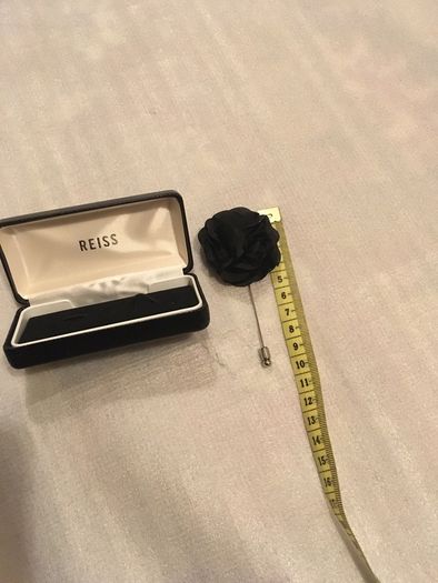 Reiss Flover Pin