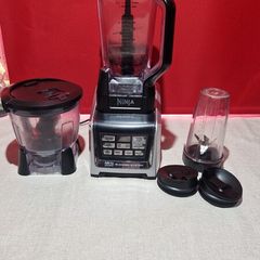 Ninja Auto-iQ Blender System  Complete Set