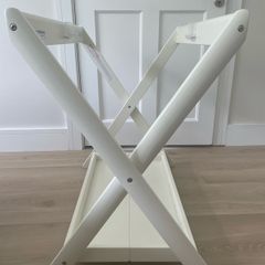 Uppababy bassinet stand