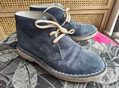 Desert ankle boots