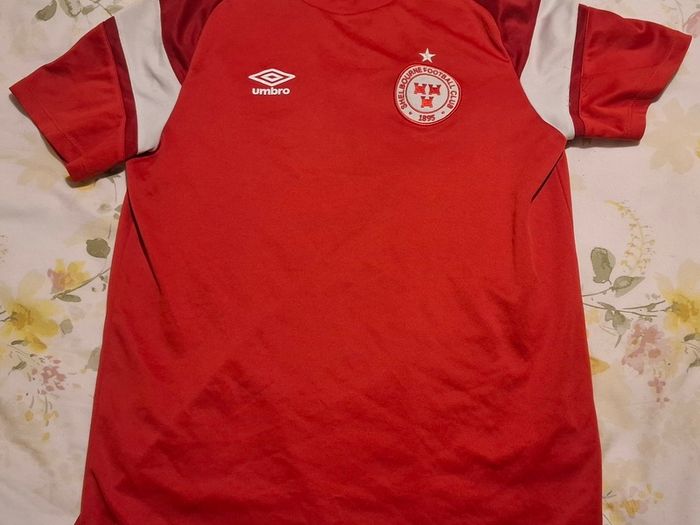 Shelbourne Football Club Official Umbro Football Jersey (Youths 10-11 Years) FREE POST