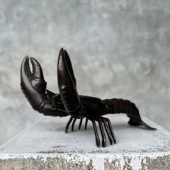 Unique bronze lobster statue