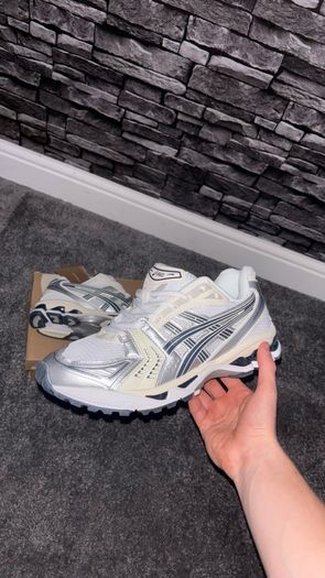 ASIC Gel Kayano 14 size uk 8