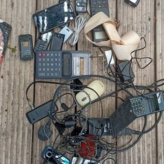 lot of old phones
