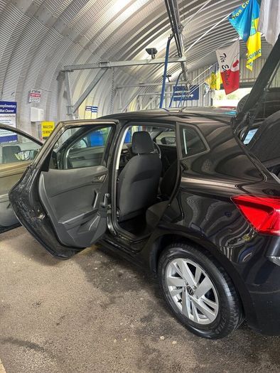 SEAT Ibiza 2019 incl. 4 extra tyres (OTO)