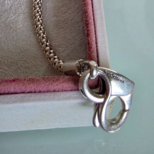 Pandora moments studded chain bracelet size 19.5cm very good condition hallmarked