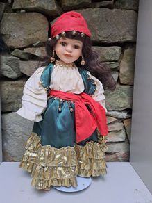 Leonardo Porcelain Doll Gypsy Rose