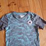 Age 9-10 Converse Teeshirt Image 3