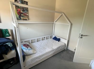 Single bed