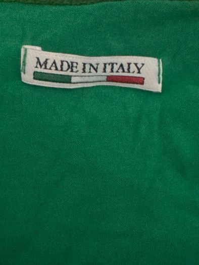 Lovely Italian one size summer top size UK16-20 EU 44-48 Postage included