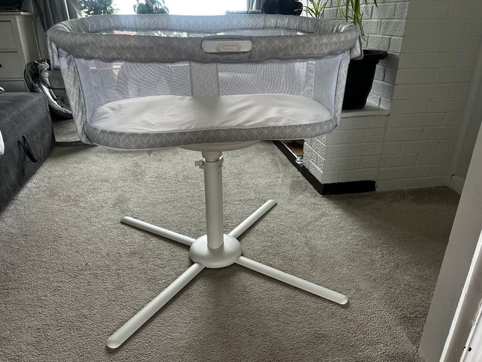 Halo baby bassinet