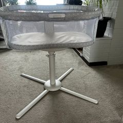 Halo baby bassinet