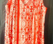 New with tags Beautiful summer Top size 14