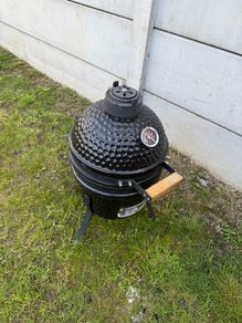 Ceramic egg barbecue