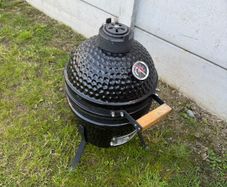 Ceramic egg barbecue