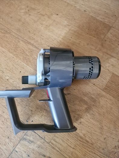 Dyson V15 Body And Motor