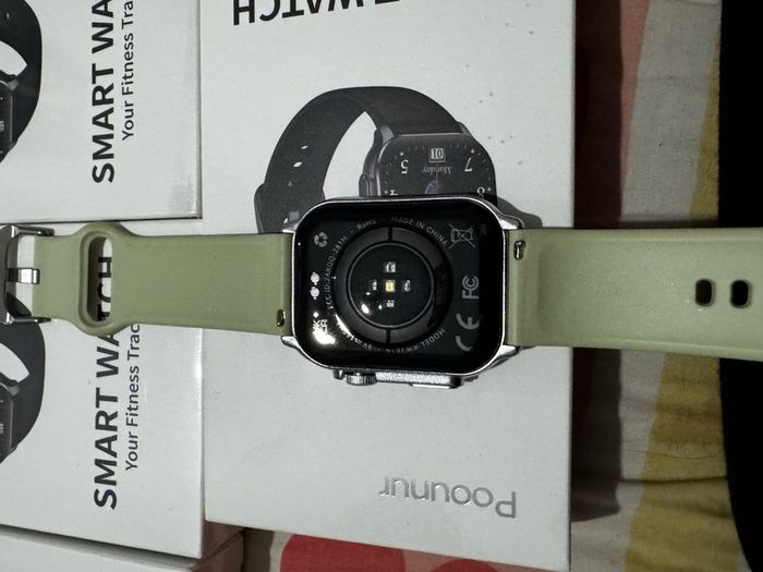 Smart Watch / Fitness Tracker
