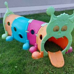 Kids Caterpillar Tunnel