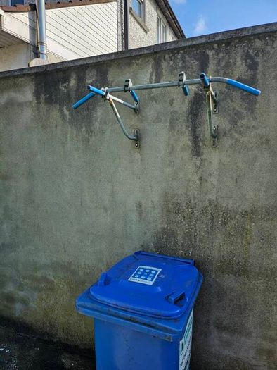 Pull-up Bar