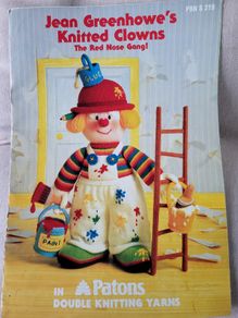 Jean Greenhowe's knitted clowns booklet