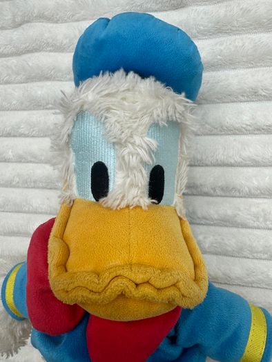 Disney Parks Donald Duck Approx 16" Soft Plush Rare Dirty Used Please look at the pictures