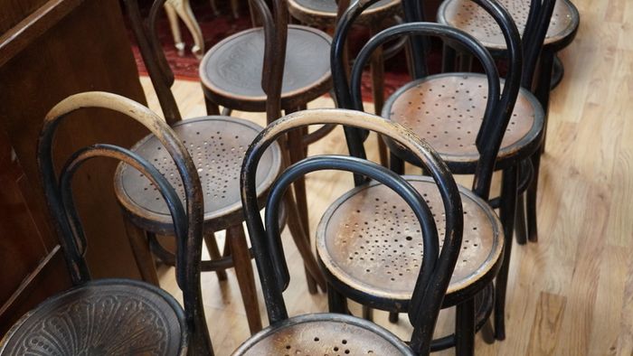 Lot of 8 Antique Bentwood Bistro Chairs, c.1900
