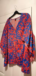 top suit size 18 nice sleeve
