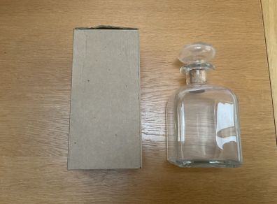 Square glass decanter