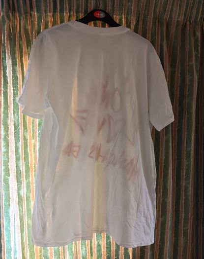Ariana Grande Bundle - One Love Mancester Concert Large T Shirt, Badges & Compact Mirror.