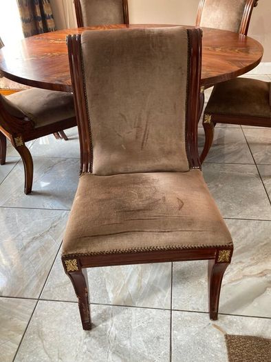 Dining room table and 6 chairs