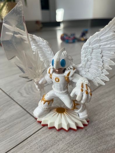 Large Skylanders Bundle Figure Traps  Accessories  Rare Items Included