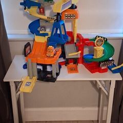 Toot toot construction  site