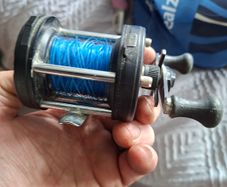 Fishing reel