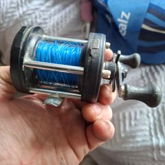 Fishing reel