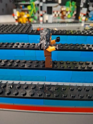 lego quinlan vos