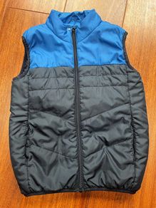 NAME IT boys gillet age 7-8
