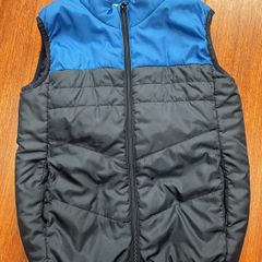 NAME IT boys gillet age 7-8
