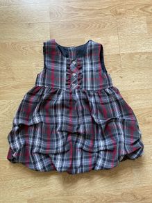 Gorgeous elegant dress for baby girl, perfect for Christmas, 6-9 months