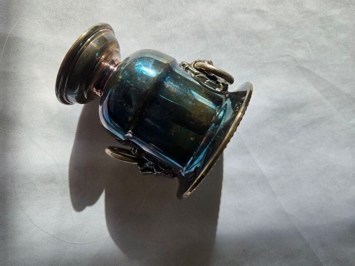 Vintage Viners Of Sheffield Silver Plated Lion Head Ringed Urn/Vase Lined