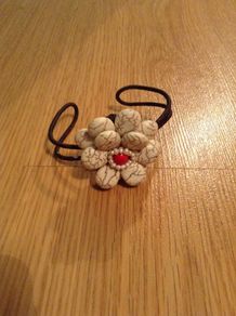Bracelet flower with red centre
