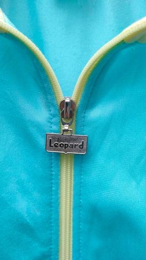 Vintage Legend 80s/90s tracksuit top  Vibrant colours Oversized look Size Medium