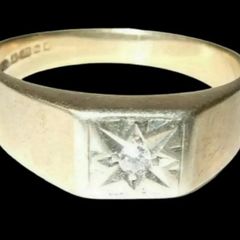 Vintage Hallmarked 9ct Solitaire