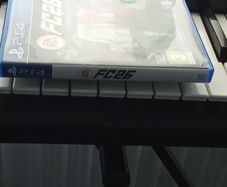 Console game ps4