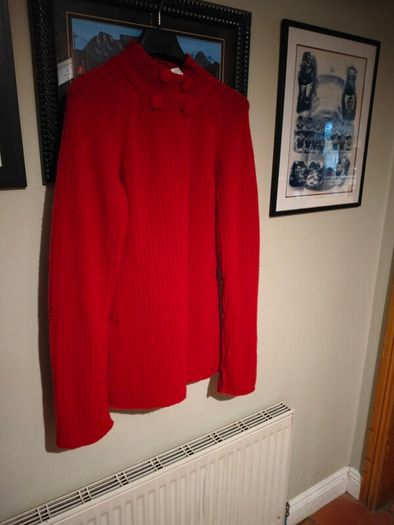 Girls GRD red Cardigan.