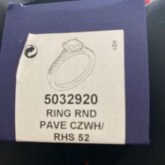 Swarovski crystal ring solatire