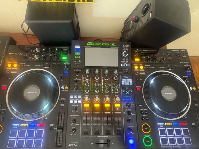 pioneer XDJ - XZ