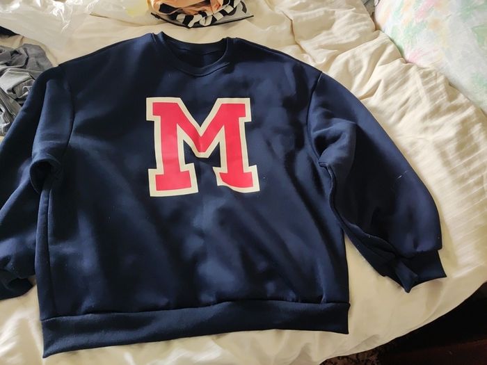 Shein Jumper With M, soze L