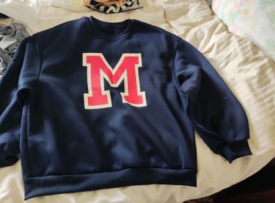 Shein Jumper With M, soze L