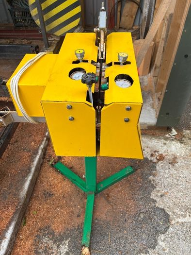 Bandsaw blade sharpener and tooth setter