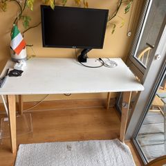desk + Screen